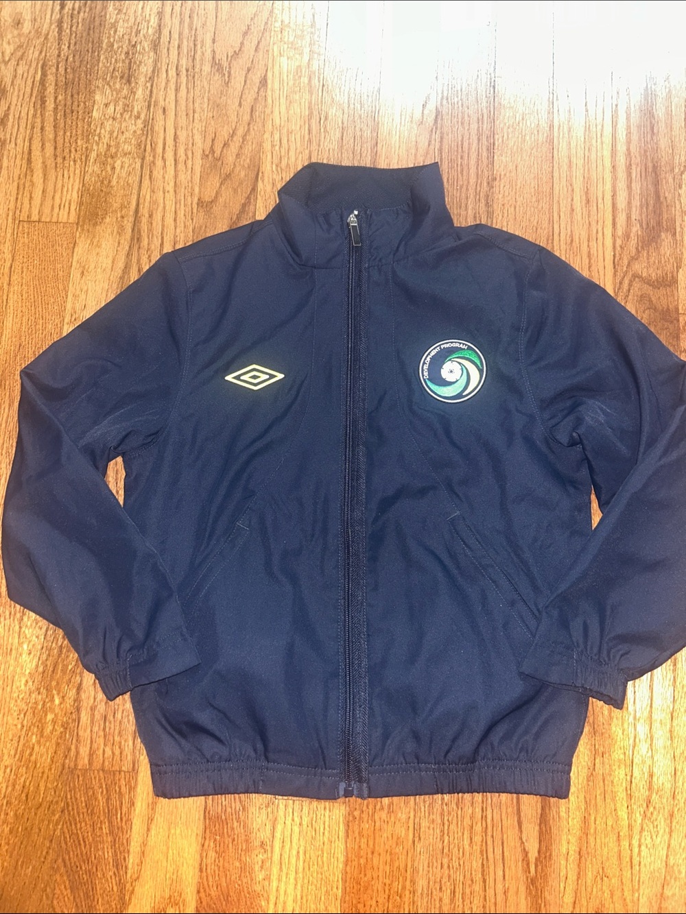 Umbro Kids Navy Blue Soccer Bomber Full-Zip Rain Jacket with Team Patch sz YS